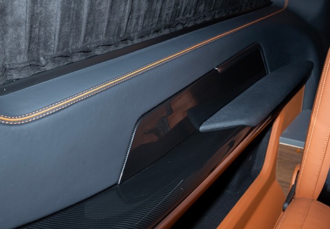 鉑馳旅居車細(xì)節(jié) (5)