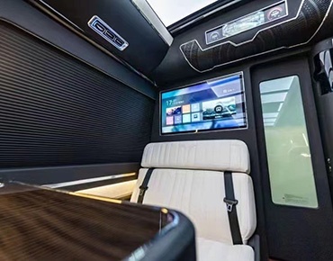 黑武士商務(wù)12座內(nèi)飾 (3)